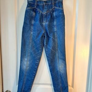 Vintage RARE 80’s Mom Tapered Ballon High Waisted Jeans, size Small/ XSmall